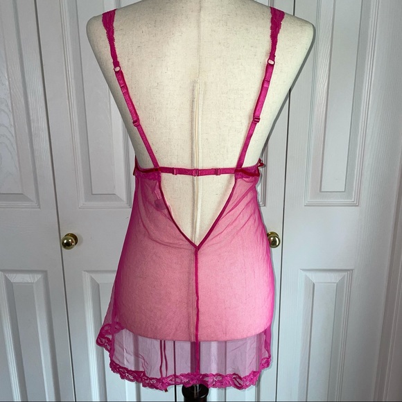 Victoria Secret Lingerie XS - Picture 2 of 7